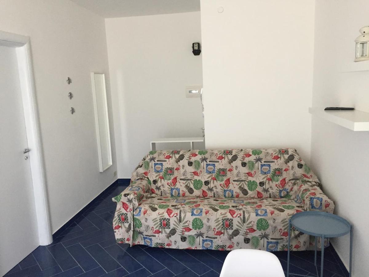 Casa Vacanze Playa 54 カステッランマーレ・デル・ゴルフォ エクステリア 写真