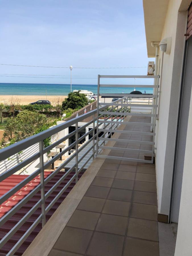 Casa Vacanze Playa 54 カステッランマーレ・デル・ゴルフォ エクステリア 写真