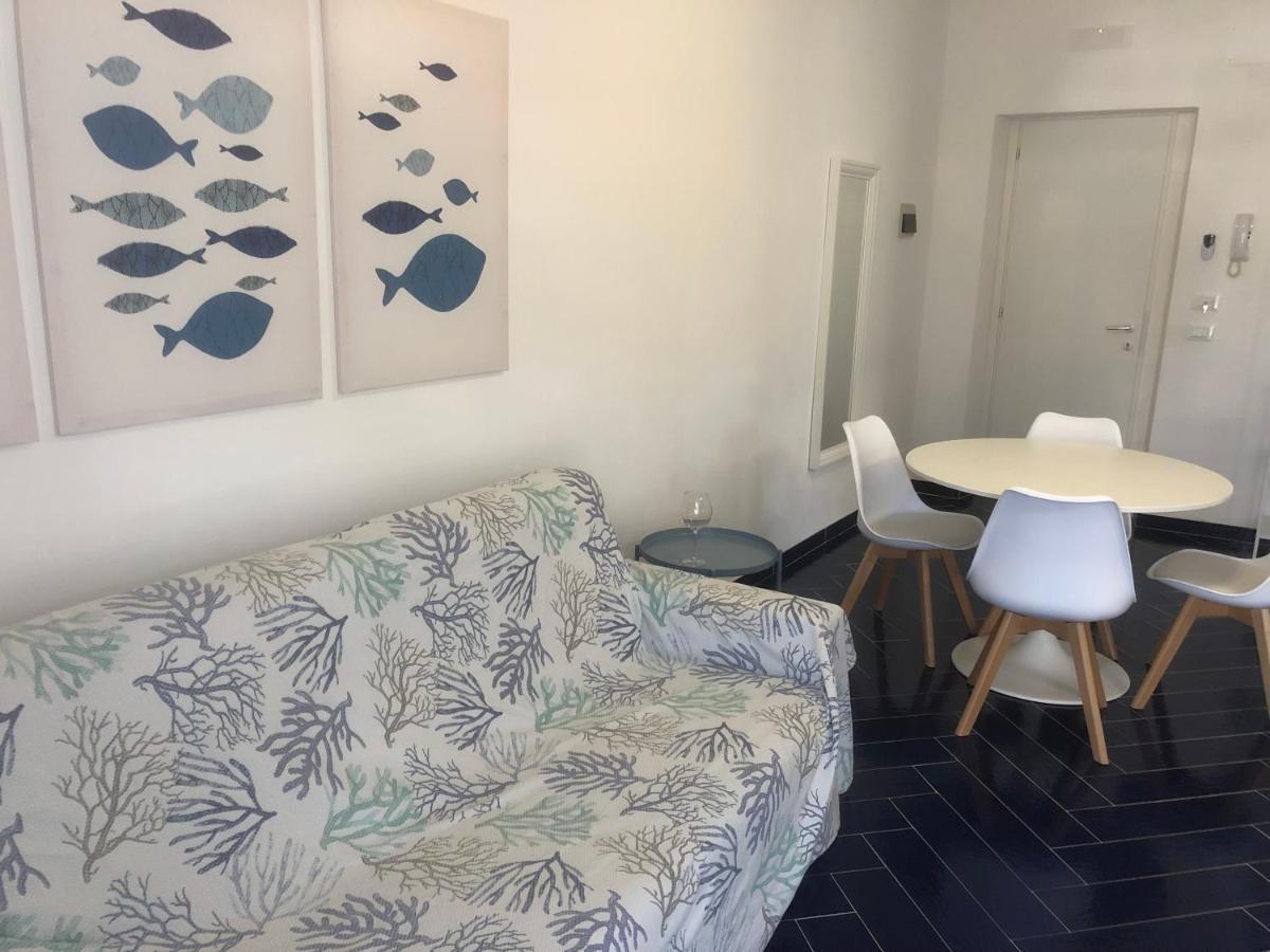 Casa Vacanze Playa 54 カステッランマーレ・デル・ゴルフォ エクステリア 写真